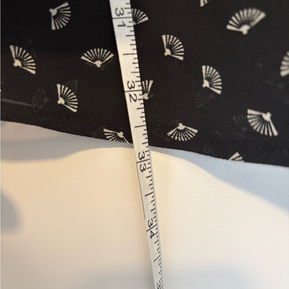 H&M Black & White Fan Print Dress – Size 6 - Picture 14 of 14